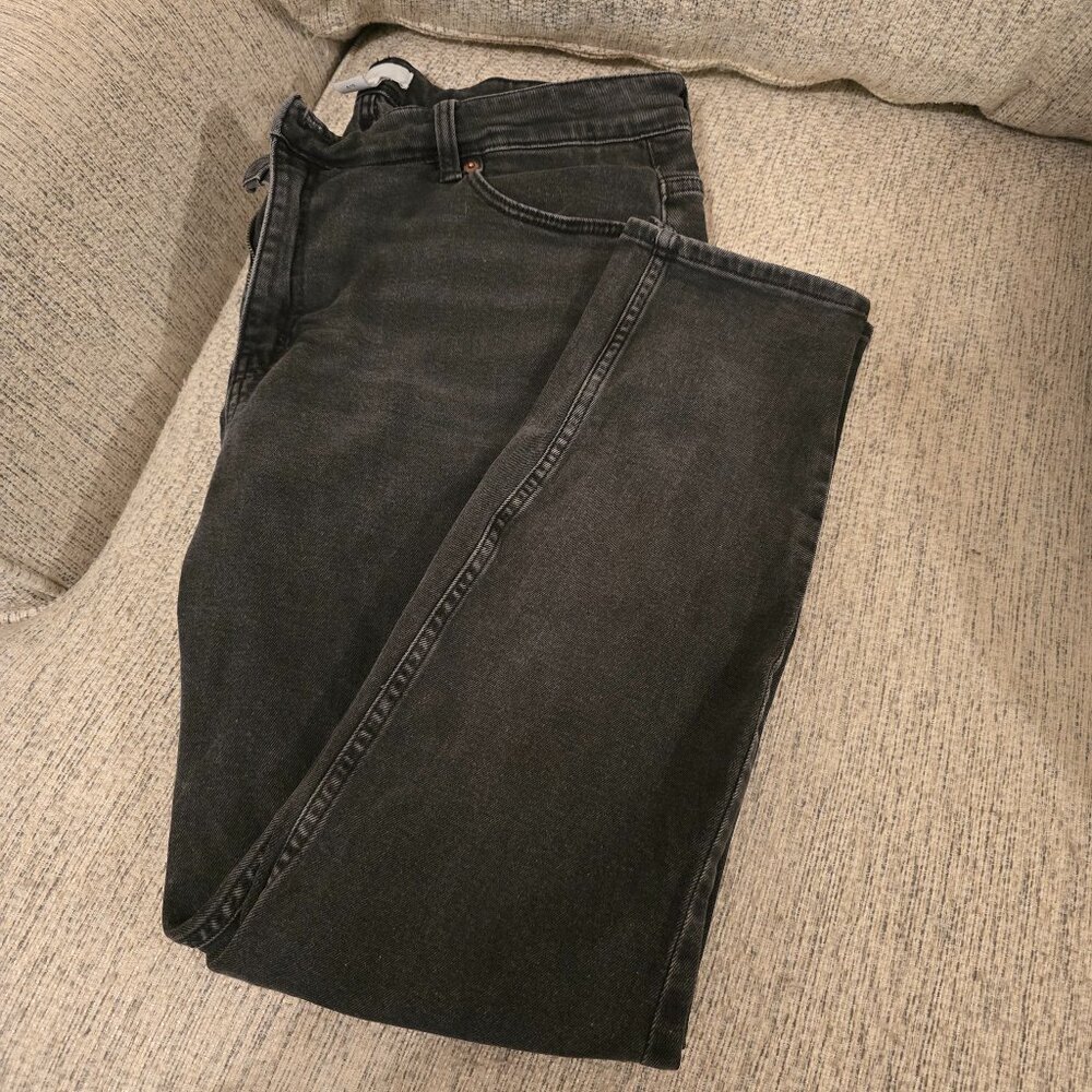 H&M Black Jeans sz 16